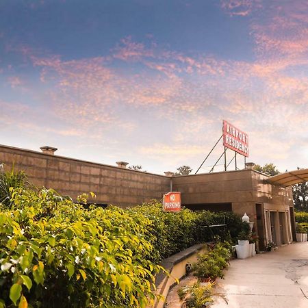 Hotel Airport Residency Nova Deli Exterior foto